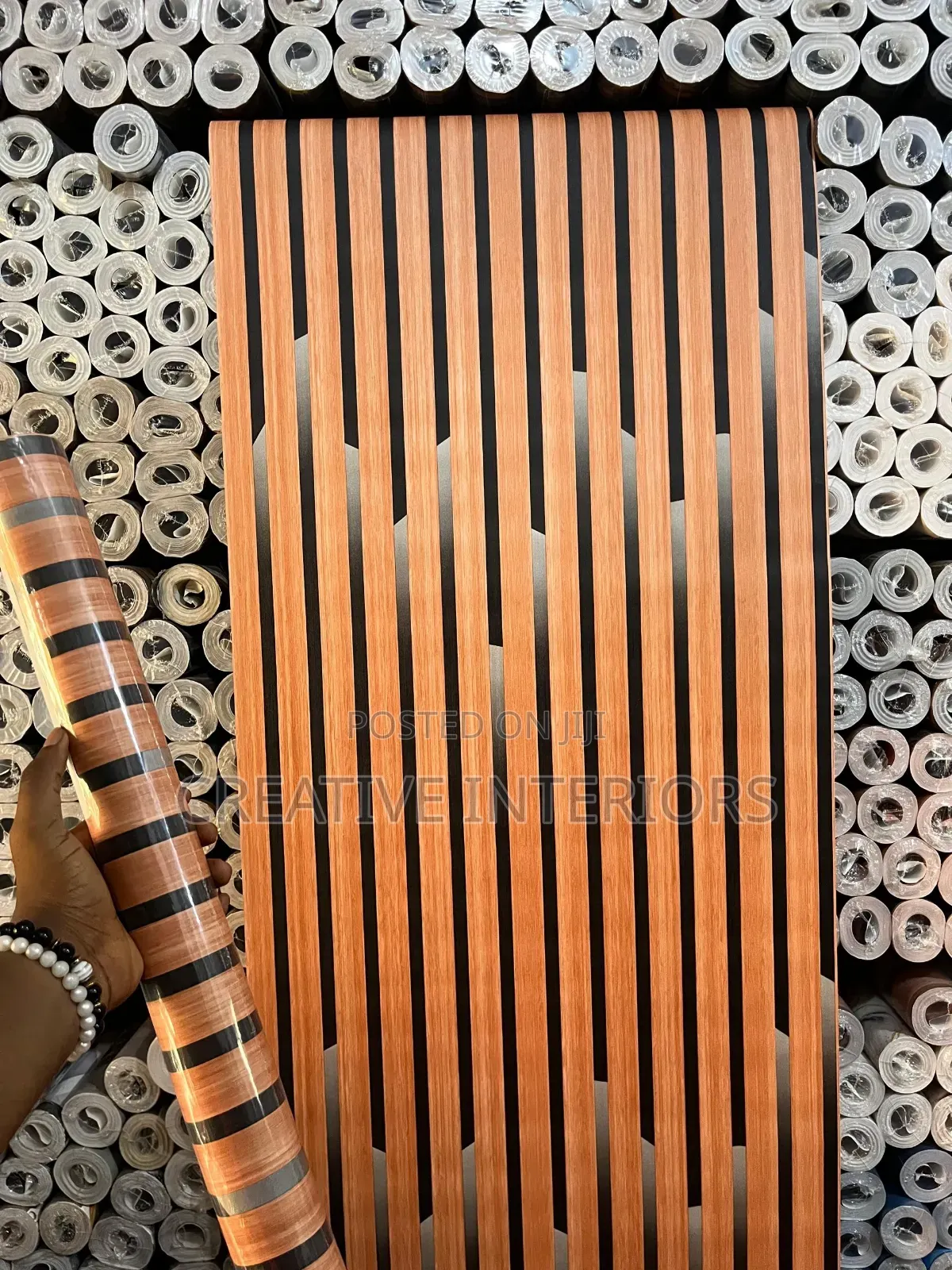 New Design Fluted Wallpaper