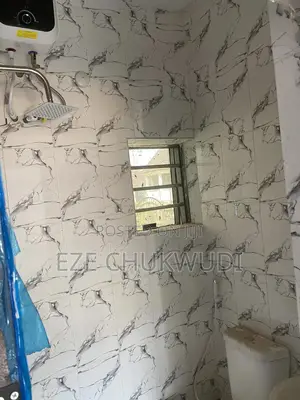3bdrm Block of Flats in Thinker’S, Enugu for rent