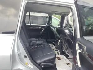 Lexus GX 460 Base 2015 Silver