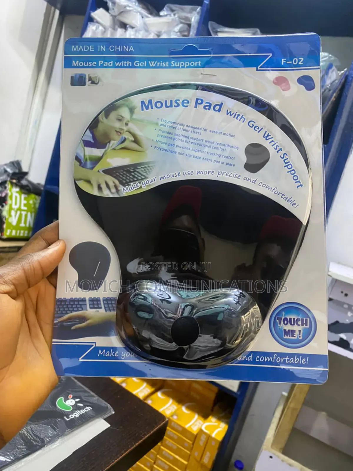 Mousepad With Wrist Support