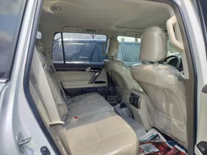 Lexus GX 460 Base 2016 White