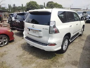 Lexus GX 460 Luxury 2015 White