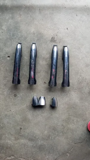 Toyota Venza Door Handle Set 2015 Model