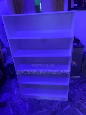 Well Furnished 3 by 5 6 Shoe Rack