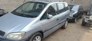 Opel Zafira 2005 Silver