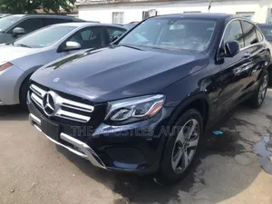 Mercedes-Benz GLC-Class 2017 Blue