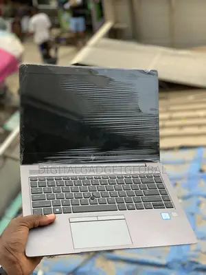 Laptop HP ZBook 14u G5 8GB Intel Core I5 SSD 256GB