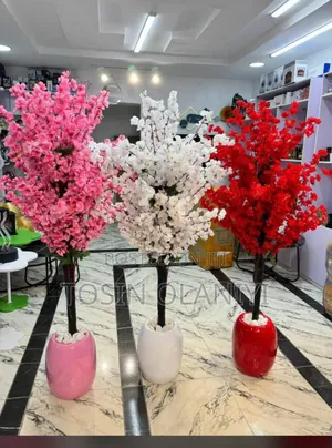 Decorative Flowers With Stand