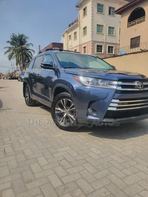 Toyota Highlander 2017 Blue