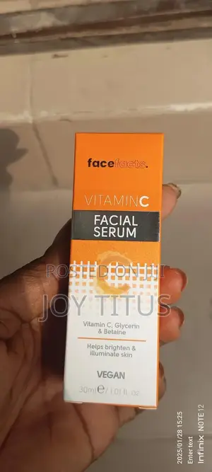 Photo - Face Facts Vitamin C Facial Serum