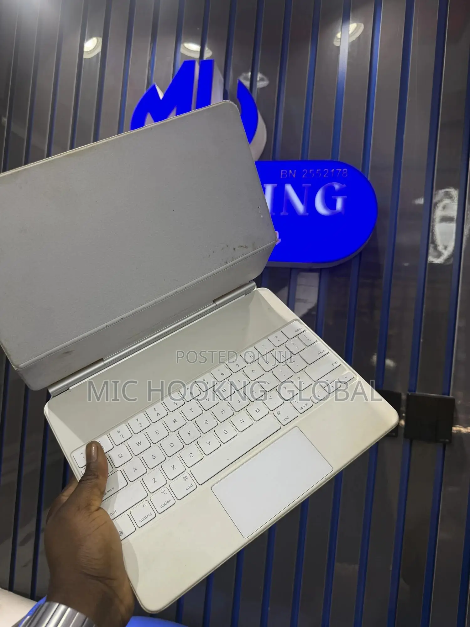 Magic Keyboard 12.9inches M1/M2
