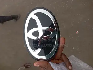 Toyota Glass Logo