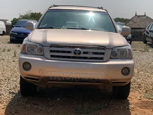 Photo - Toyota Highlander 2006 Gold