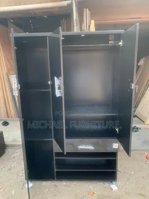 We Ll Structured 4x6 Wardrobe With One Drawer and Shoe Rack