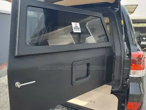 Toyota Land Cruiser 2017 Black