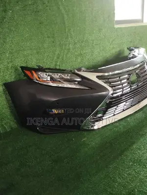 Bumper and Headlight Es350 2018