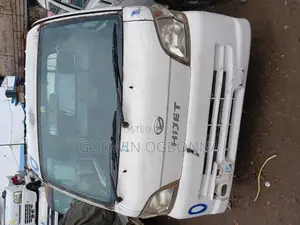 Japanese Used Shuttle Vehicles, Automatic and Manual Drive