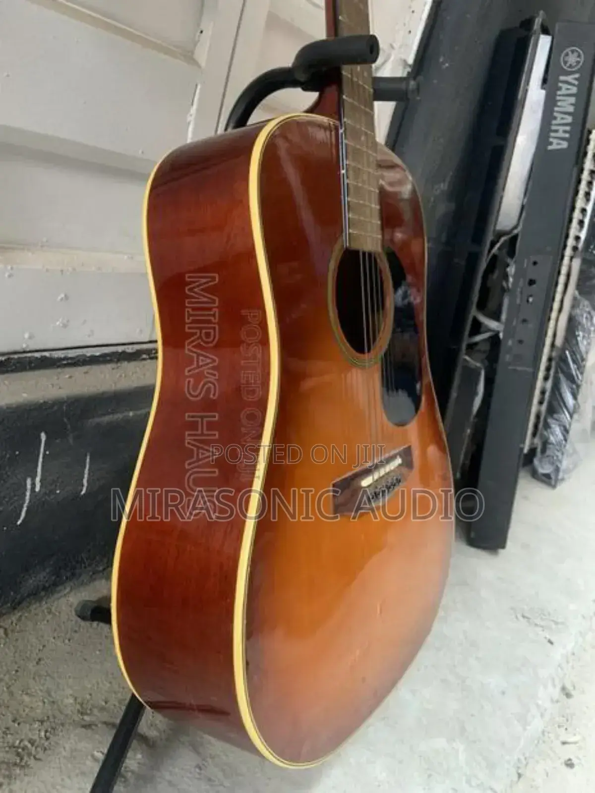 Vantage Used Acoustic Guitar