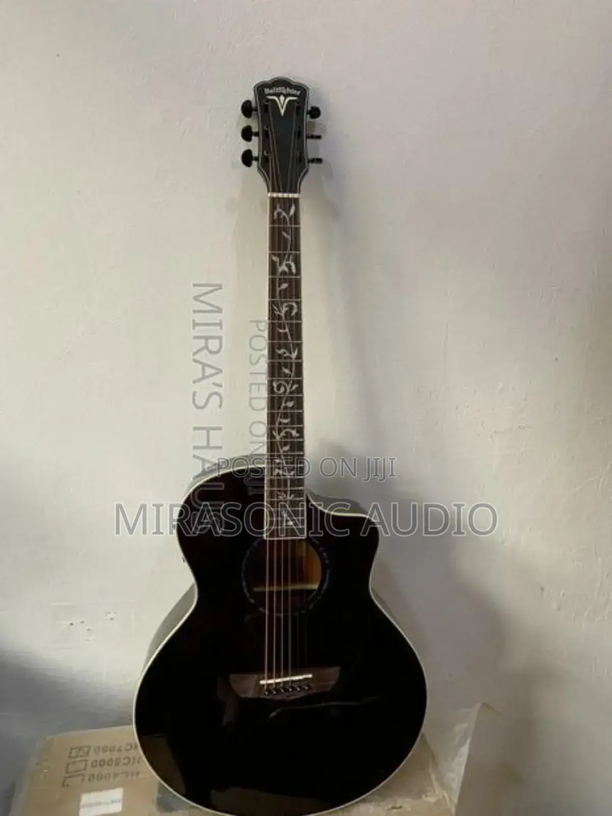 BULLFIGHTER Semi Acoustic Box Guitar,41”