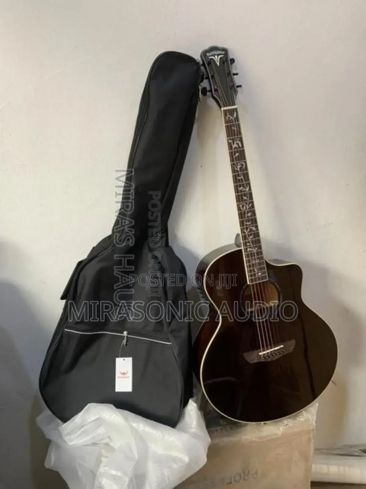 BULLFIGHTER Semi Acoustic Box Guitar,41”