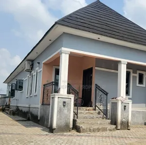 3bdrm Bungalow in Effurun, Warri for sale