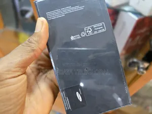 New Samsung Galaxy S22 5G 128 GB