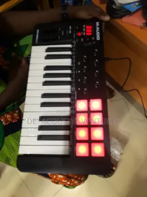 Brand New Oxygen 29 Midi Keyboard