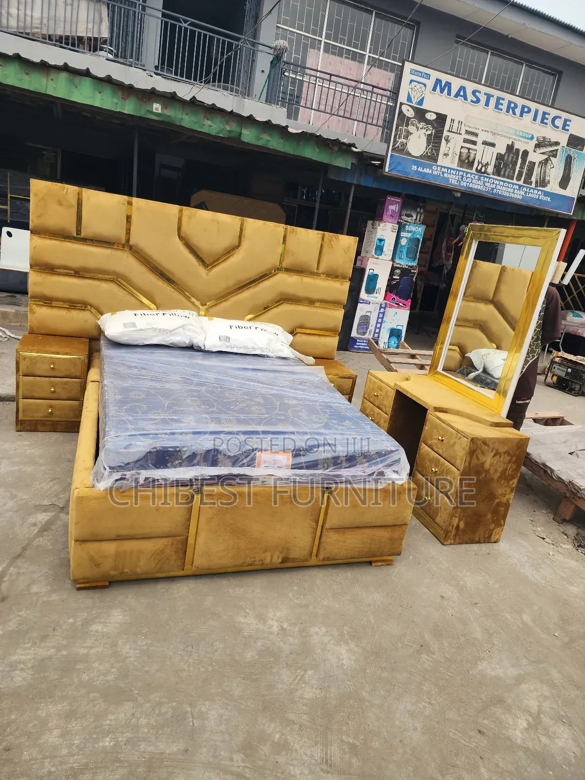 High Quality Luxury 4.5by6 Bed Frame
