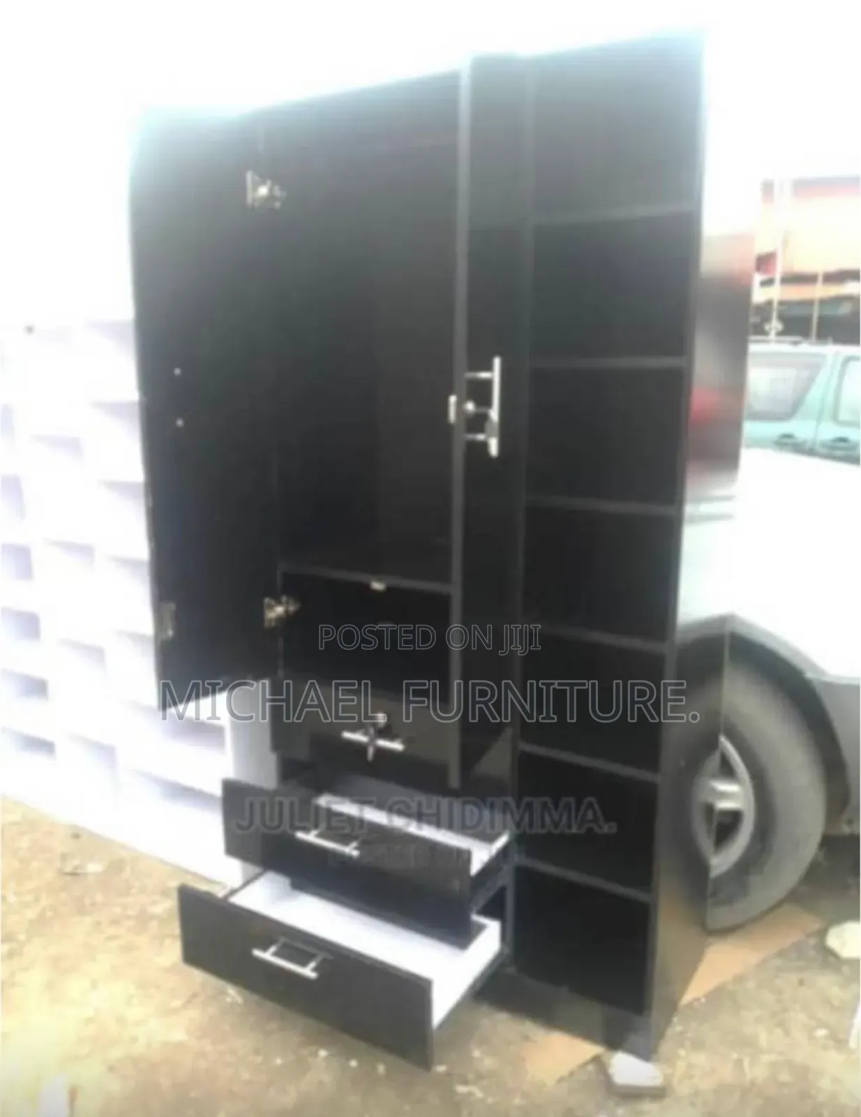 Top Quality 3 by 6 Wardrobe With 3 Drawers