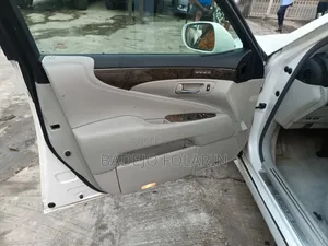 Lexus LS 2008 White