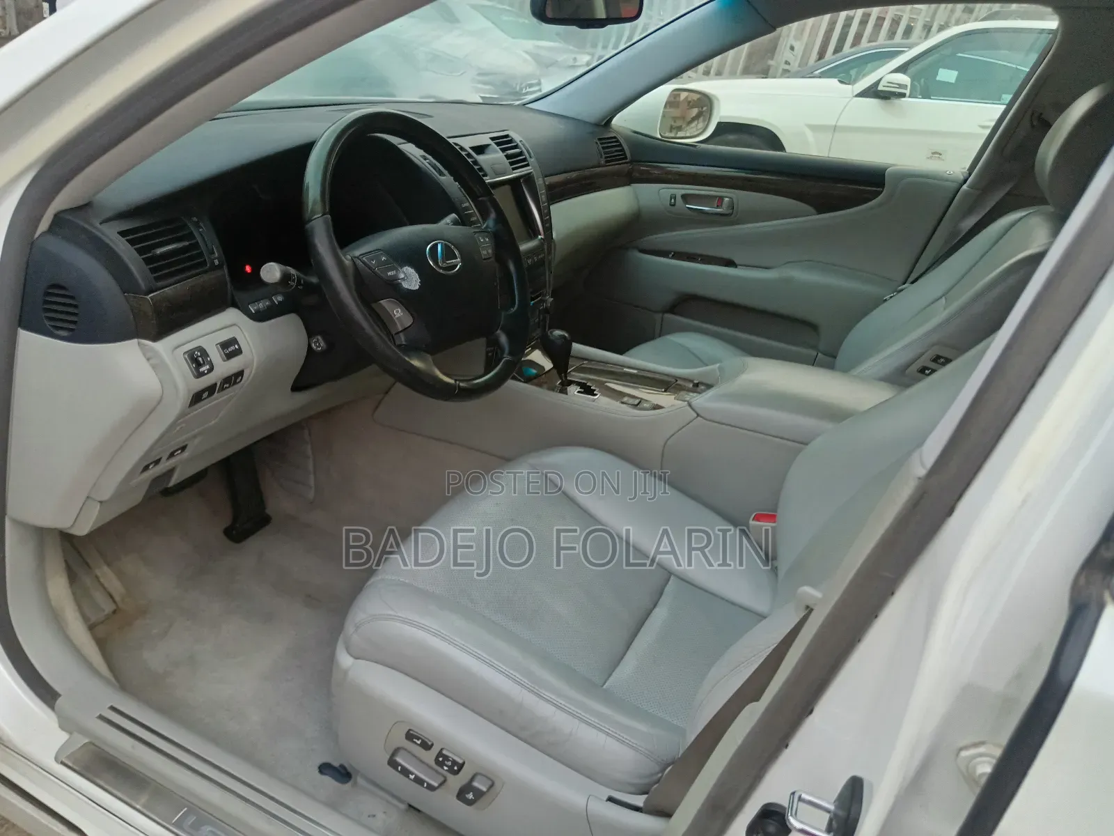 Lexus LS 2008 White