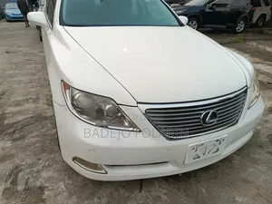 Lexus LS 2008 White