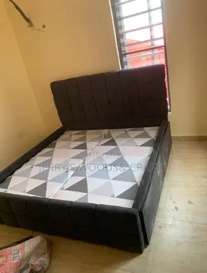 6by6 Bedframe