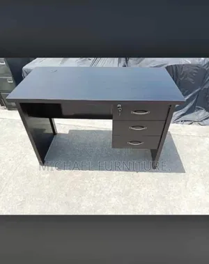 Simple Top Quality Office Table