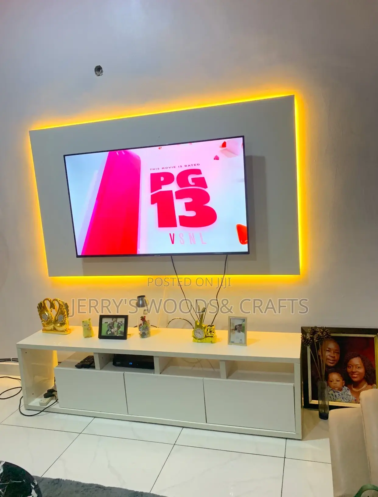 High Gloss Wall Tv Console