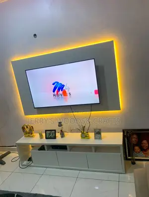 High Gloss Wall Tv Console