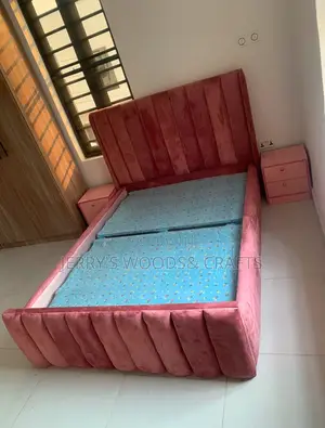 4/Half By 6 Bedframe