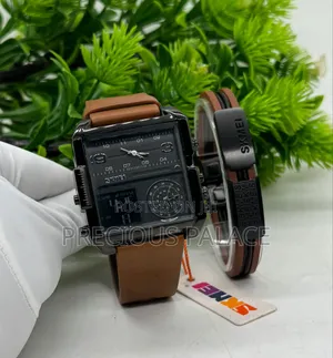 Photo - Skmei Wristwatch and Bracelet
