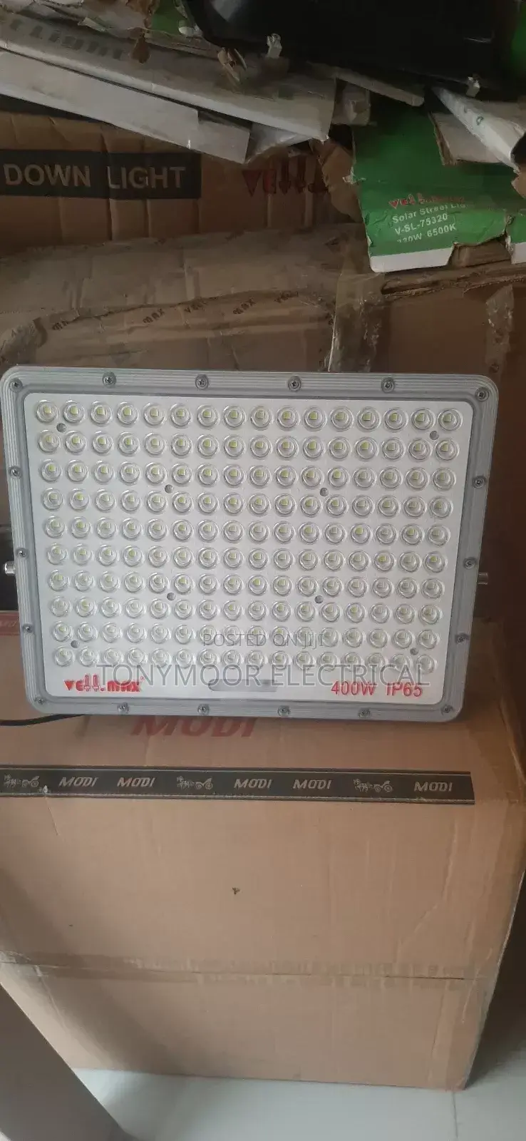 400watts Vellmax Solar Flood Light