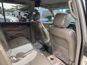 Lexus GX 470 2007 Gold