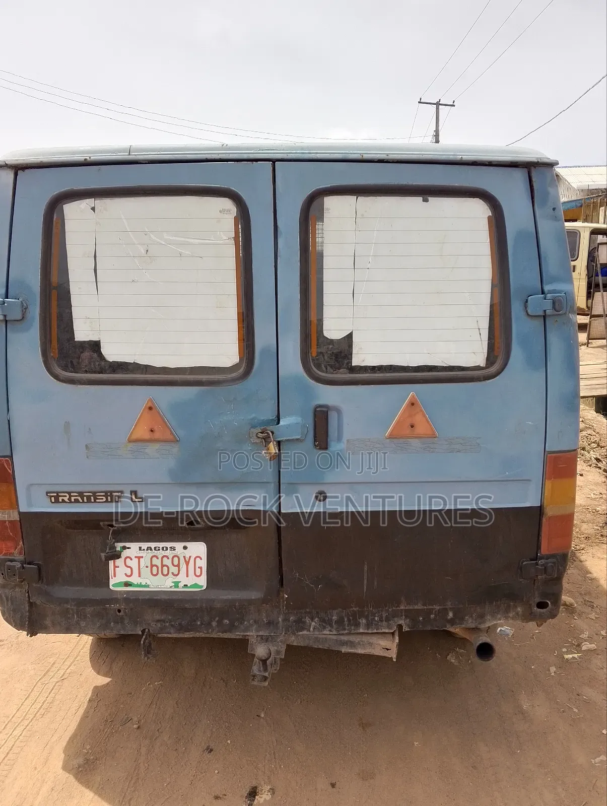 Ford Transit 1999 Blue