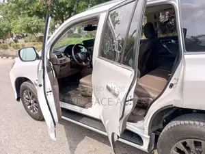 Lexus GX 460 2011 White