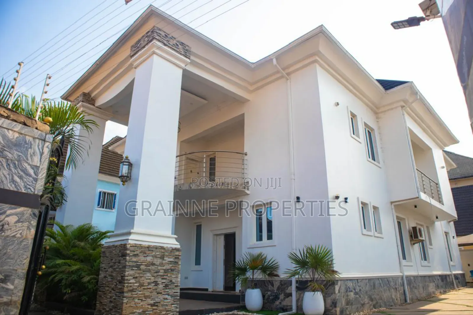 5bdrm Duplex in Owerri for sale