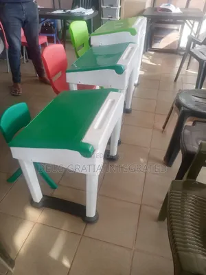 Plastic School Table And Chair For Secondary School