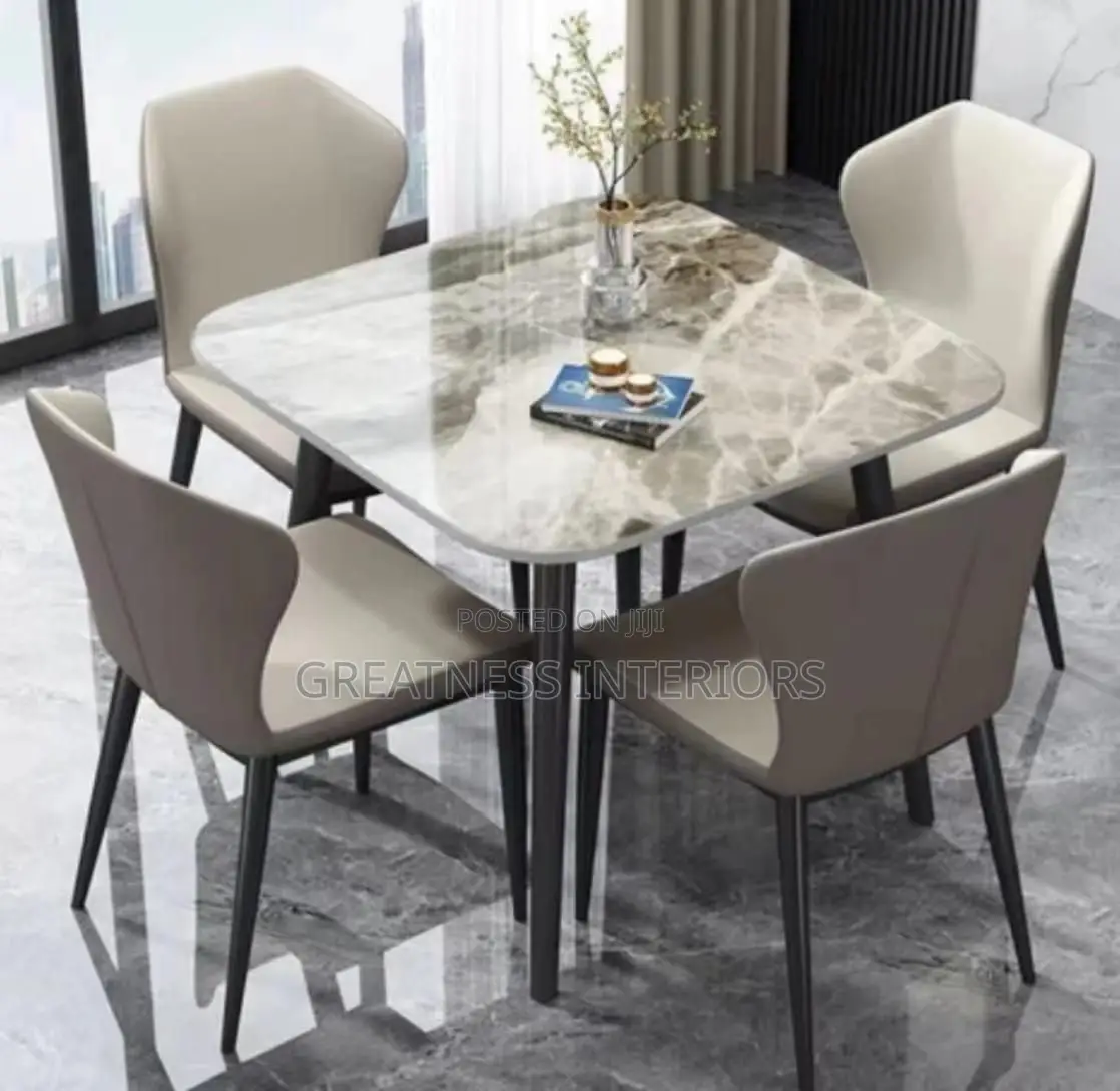 Quality Dining Table by 4 Seaters