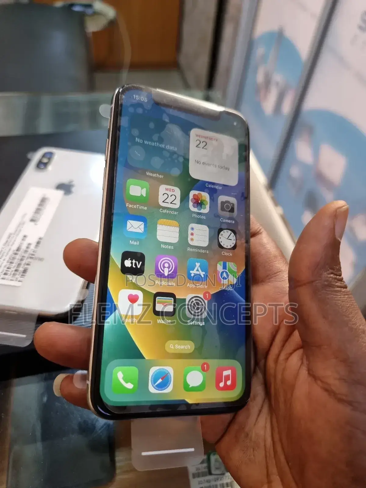 Apple iPhone X 64 GB White