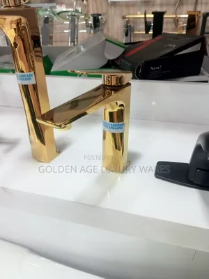 Executive Basin Mixer Gold 1