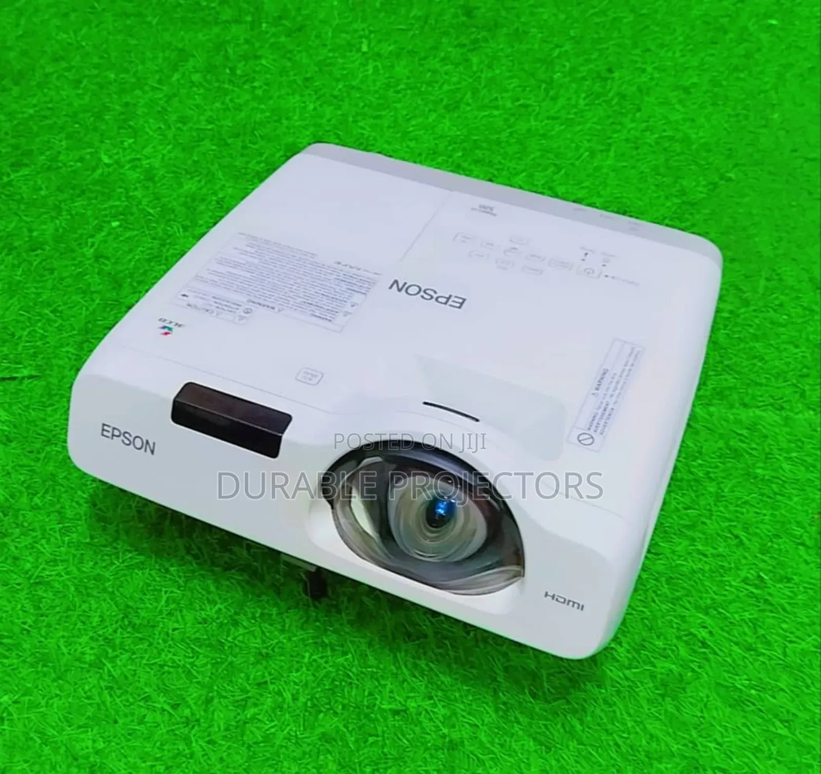 Short Throw Projector for Classrooms , Conference Room