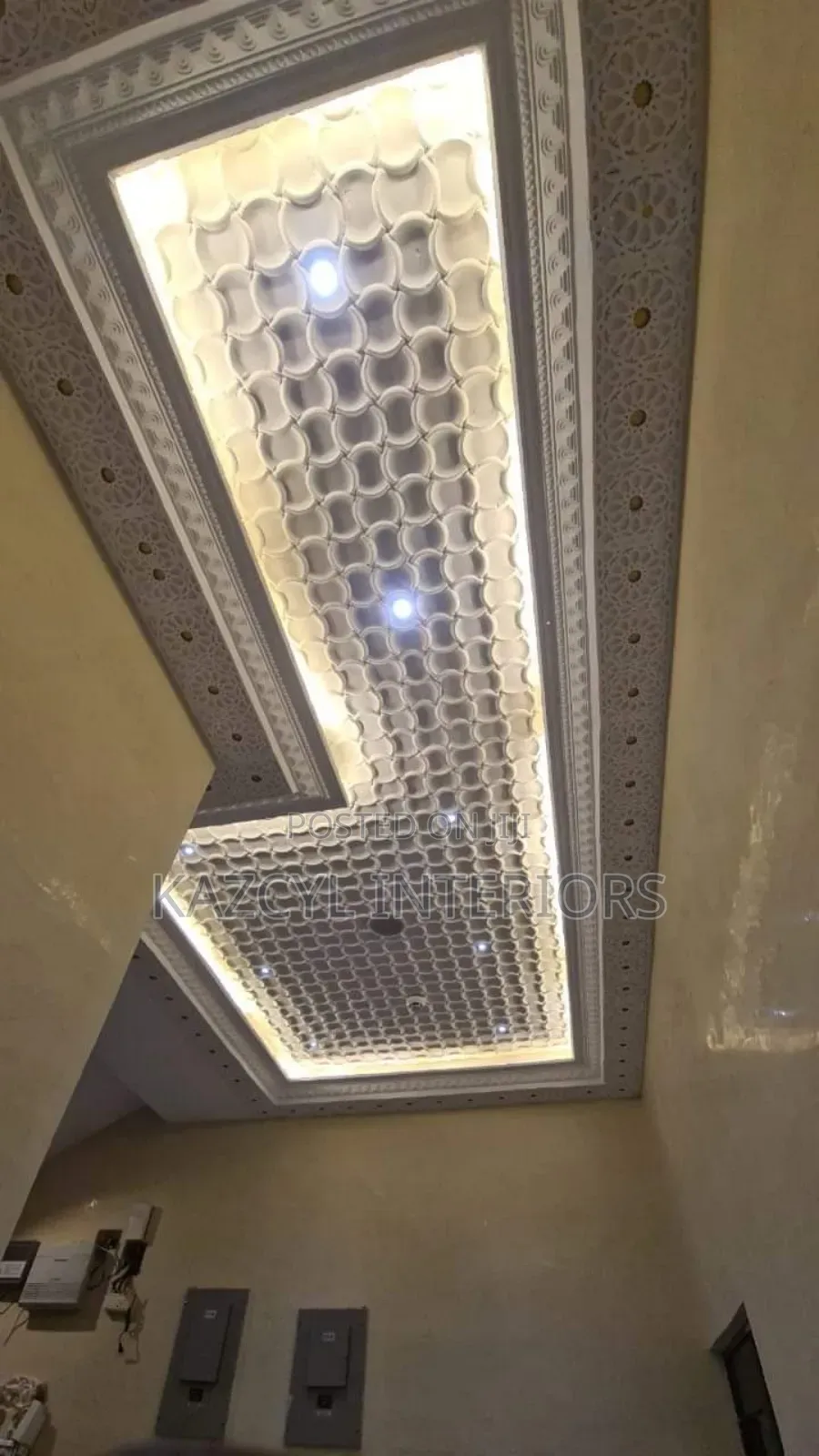 Luxurious Pop Ceiling