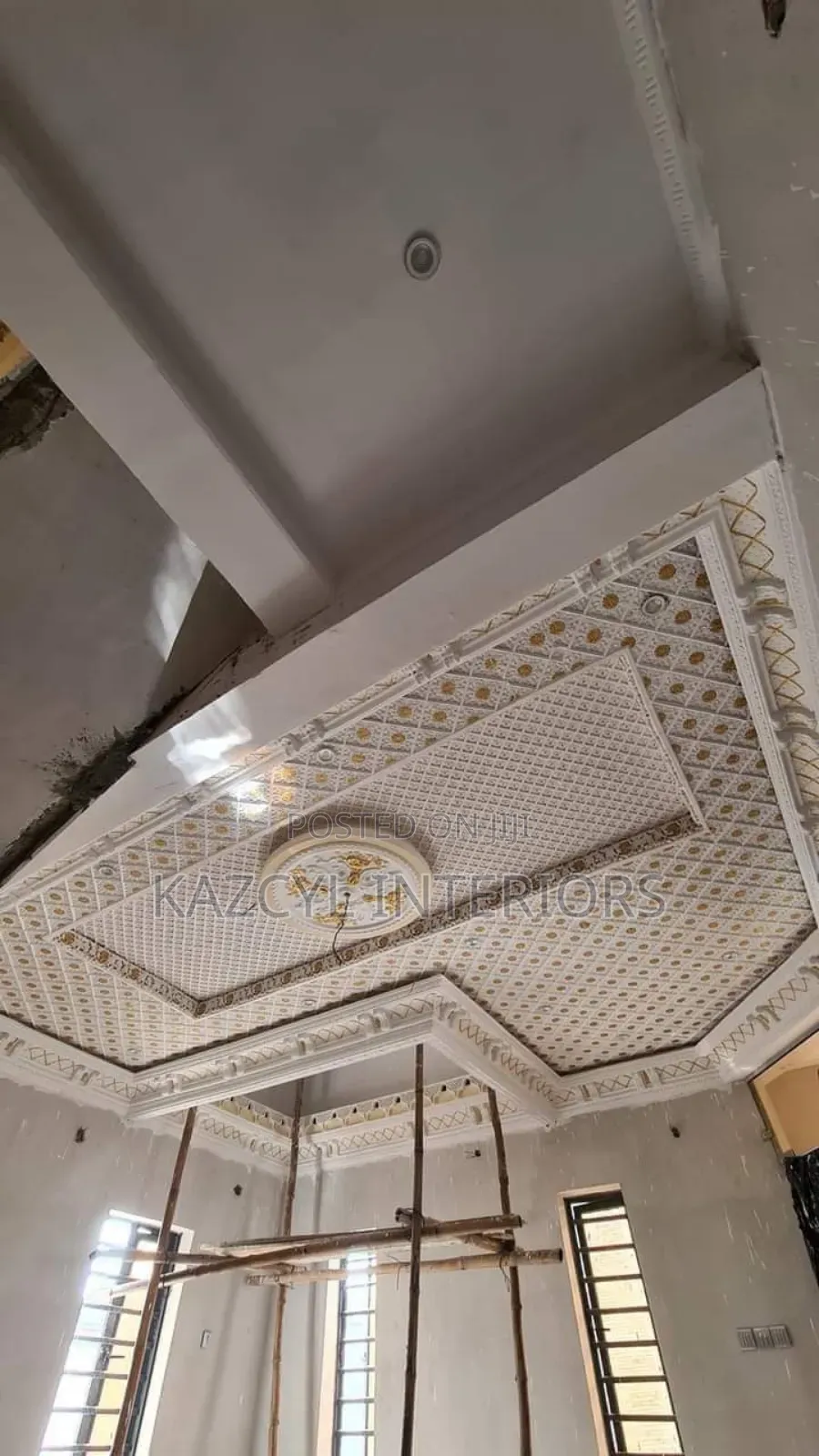 Luxurious Pop Ceiling